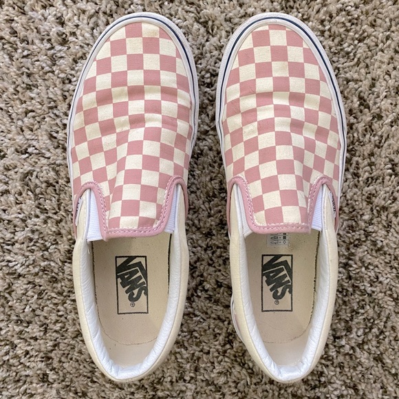 zephyr pink checkerboard vans